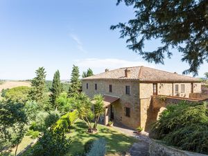 22303677-Ferienhaus-3-Volterra-300x225-2