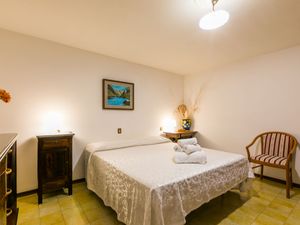 23856469-Ferienhaus-8-Volterra-300x225-2