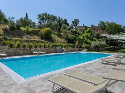 PoolOfHouse