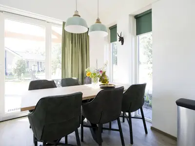 DiningRoom