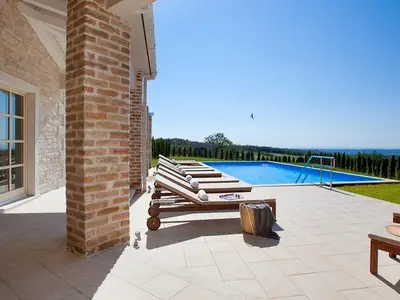 pool pool