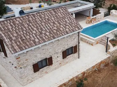 Ferienhaus für 8 Personen in Vrbanj 2/10
