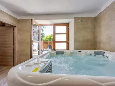 Ferienhaus für 8 Personen (220 m²) in Kloštar 2/10