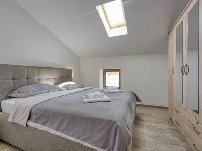 Ferienhaus für 8 Personen (220 m²) in Kloštar 9/10
