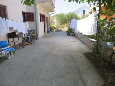 Ferienhaus für 8 Personen (160 m²) in Vrsi 5/10