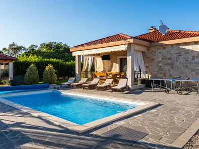pool