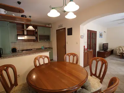 Ferienhaus für 6 Personen (110 m²) in Vrvari 8/10