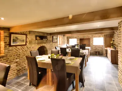 DiningRoom DiningRoom