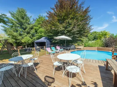 PoolOfHouse