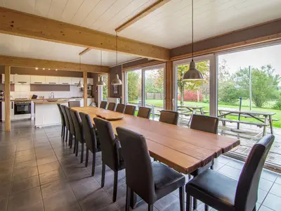 DiningRoom