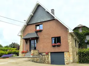 Ferienhaus für 9 Personen (135 m²) in Weismes