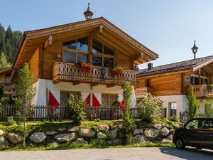 20019211-Ferienhaus-6-Wald im Pinzgau-300x225-0