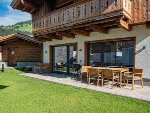 23288171-Ferienhaus-6-Wald im Pinzgau-300x225-1