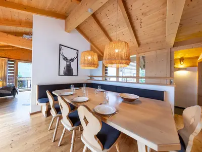 DiningRoom