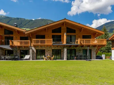 Außenseite Ferienhaus [Sommer]