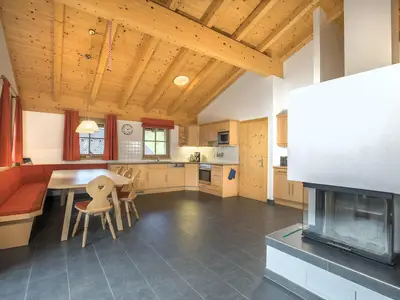 DiningRoom