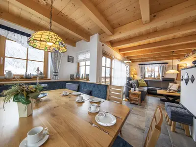 DiningRoom