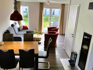 23881560-Ferienhaus-6-Wangerland-300x225-3