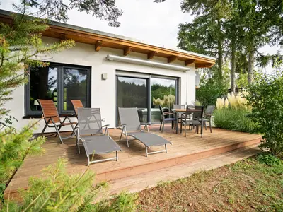Ferienhaus Große Sommerliebe Waren (Müritz) - mit großzügiger Terrasse und Blick in den Garten