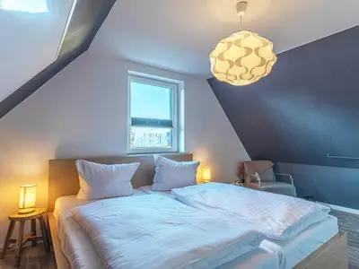 Ferienhaus Charlotta Waren (Müritz) - Schlafzimmer mit Ausblick