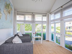 23748684-Ferienhaus-6-Warkum-300x225-4