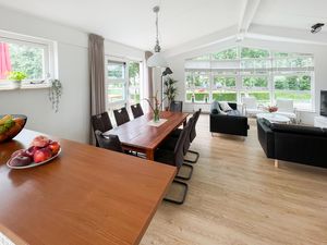 24020970-Ferienhaus-6-Warkum-300x225-3