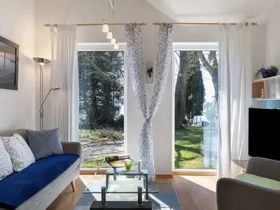 Photo, INSIDE, OUTSIDE