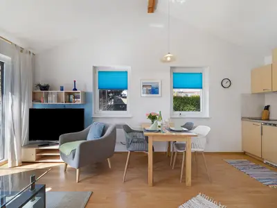 Photo, INSIDE, OUTSIDE