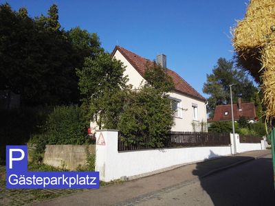 uriges Ferienhaus Aßmus - Parkplatz