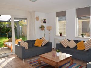 23541507-Ferienhaus-8-Wemeldinge-300x225-5