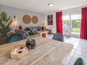 23738629-Ferienhaus-5-Wemeldinge-300x225-5