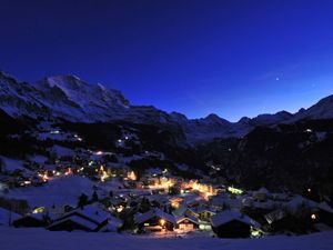 23844643-Ferienhaus-7-Wengen-300x225-5