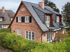 23910327-Ferienhaus-4-Wenningstedt-300x225-5