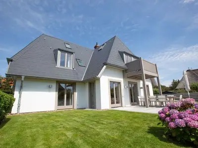 Ferienhaus für 8 Personen (325 m²) in Wenningstedt 3/10