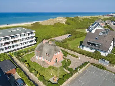 Ferienhaus für 8 Personen (200 m²) in Wenningstedt 3/10