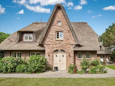 Ferienhaus für 10 Personen (350 m²) in Wenningstedt 3/10