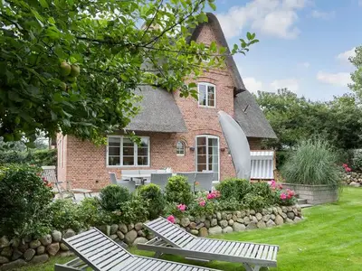 Ferienhaus für 8 Personen (222 m²) in Wenningstedt 1/10