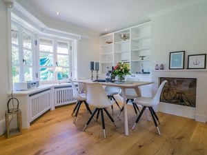 23882728-Ferienhaus-6-Wenningstedt-300x225-1