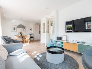 23874852-Ferienhaus-6-Wenningstedt-300x225-1