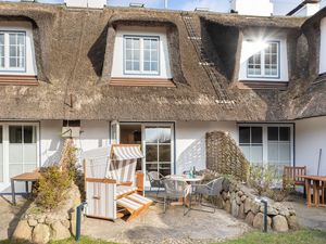 24030263-Ferienhaus-4-Wenningstedt-300x225-1