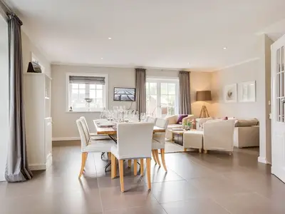 Ferienhaus für 8 Personen (163 m²) in Wenningstedt 7/10