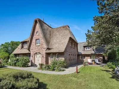 Ferienhaus für 10 Personen (350 m²) in Wenningstedt 6/10