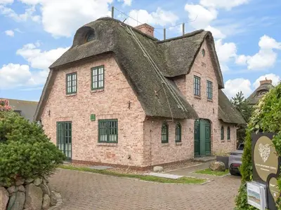 Ferienhaus für 7 Personen (140 m²) in Wenningstedt 1/10