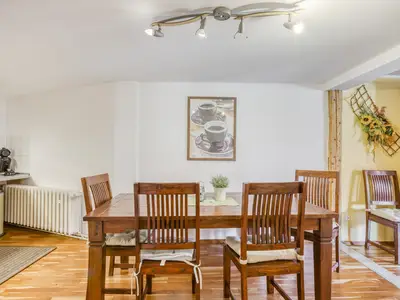 DiningRoom