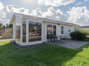 23987750-Ferienhaus-6-West-Graftdijk-300x225-0