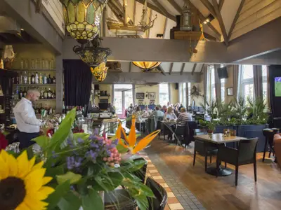 restaurant