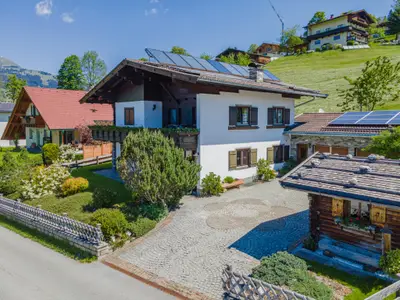 Außenseite Ferienhaus [Sommer]