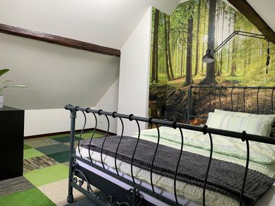 Schlafzimmer 2 im Dachgeschoss 160er Bett