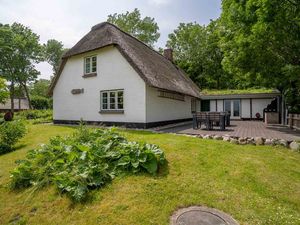 23885013-Ferienhaus-6-Westerhever-300x225-3