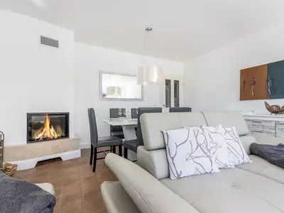 Kamin-/Ofen